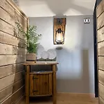 בית נופש Maison De Pierre, Sauna Et Vue Pyrenees *